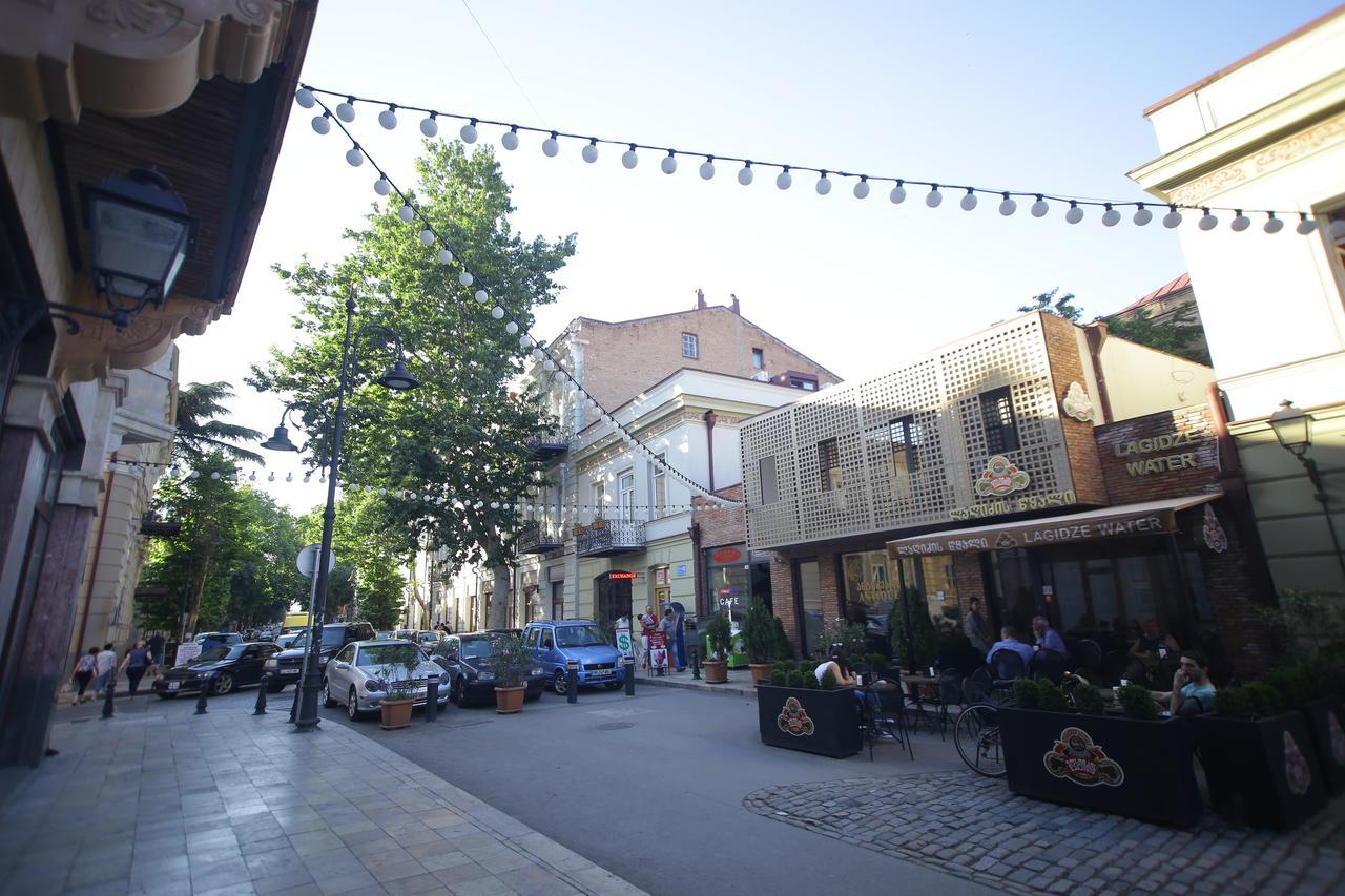 Four Rooms Tiflis Dış mekan fotoğraf
