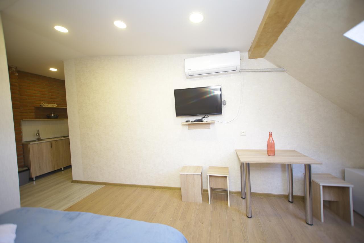 Four Rooms Tiflis Dış mekan fotoğraf